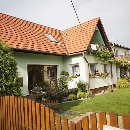 Ubytovanie Na Sukromi Turčianske Teplice Exterior foto